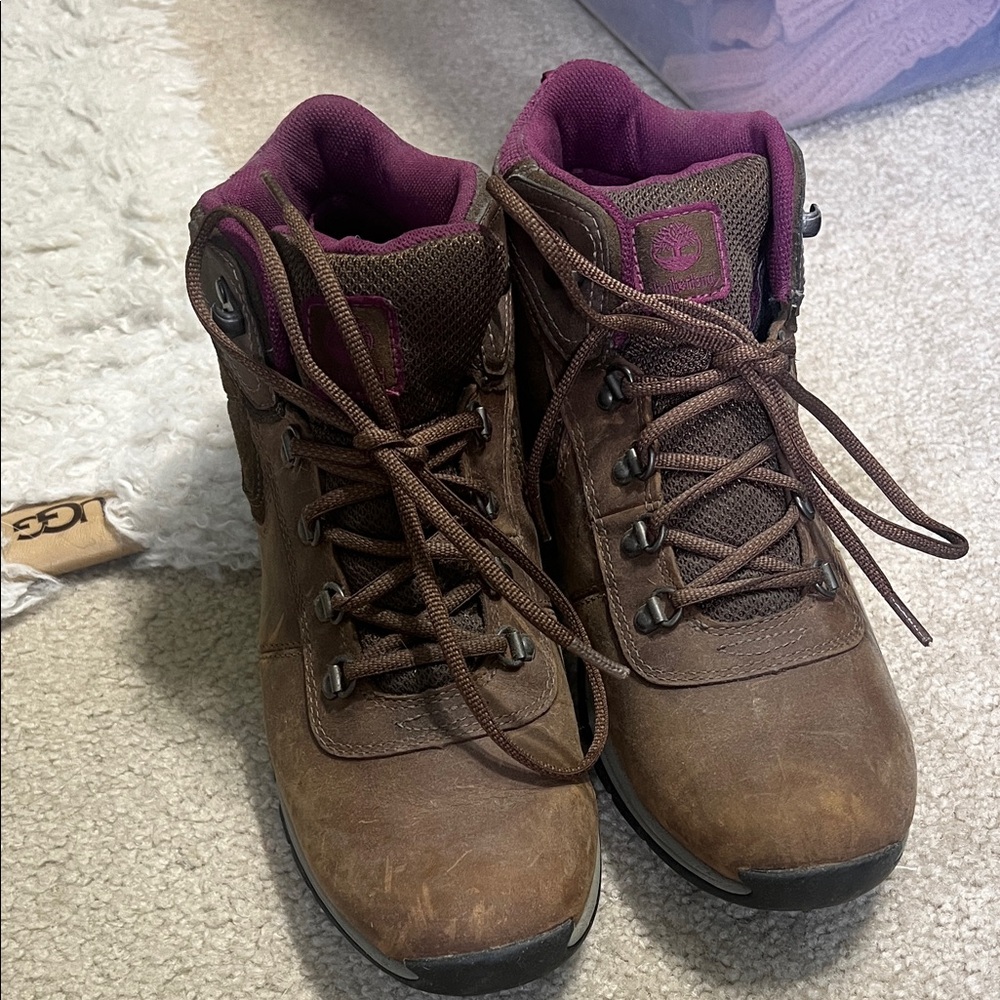 Timberland Brown Leather Boots with Purple Lining